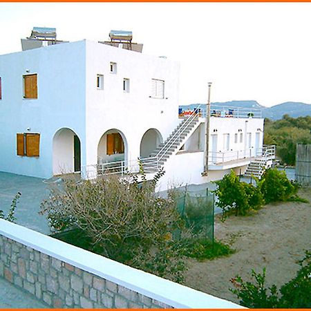 Iremia Rooms Адамас Экстерьер фото